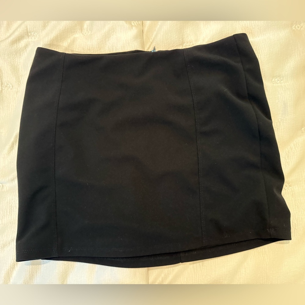 Black mini skirt